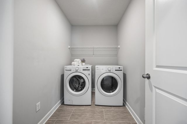 18504 70th Avenue N, Maple Grove, MN 55311