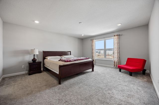 18504 70th Avenue N, Maple Grove, MN 55311