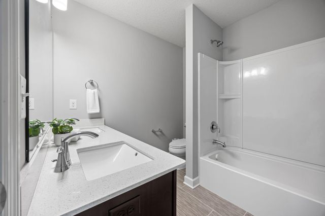 18504 70th Avenue N, Maple Grove, MN 55311