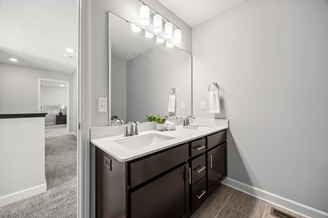 18504 70th Avenue N, Maple Grove, MN 55311