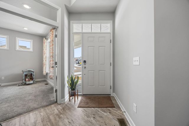 18504 70th Avenue N, Maple Grove, MN 55311