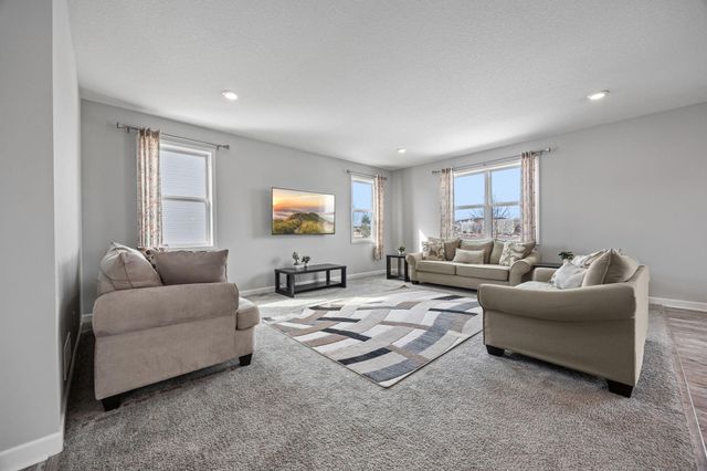 18504 70th Avenue N, Maple Grove, MN 55311