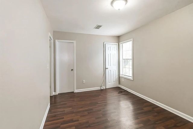 5003 DENEEN DR, Memphis, TN 38109