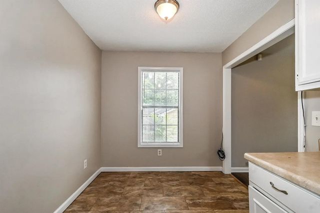 5003 DENEEN DR, Memphis, TN 38109