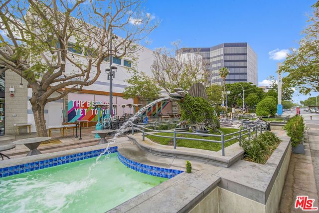 1217 9th Street, Santa Monica, CA 90401