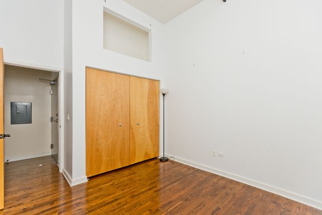 1224 W Van Buren Street 622, Chicago, IL 60607