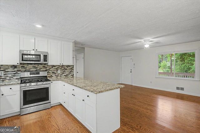174 Village Drive, Hiram, GA 30141