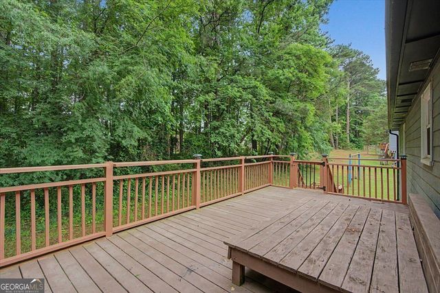 174 Village Drive, Hiram, GA 30141