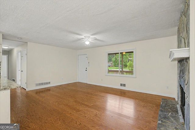174 Village Drive, Hiram, GA 30141
