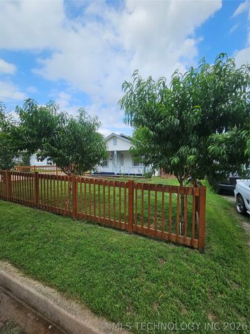 417 S 47th West Avenue, Tulsa, OK 74127