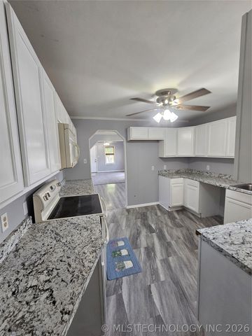 417 S 47th West Avenue, Tulsa, OK 74127