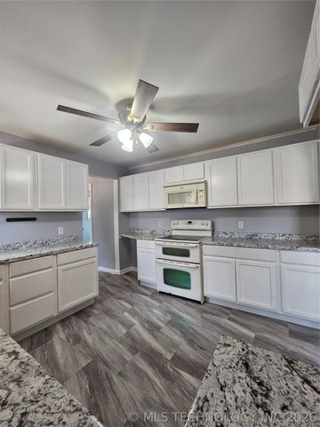 417 S 47th West Avenue, Tulsa, OK 74127
