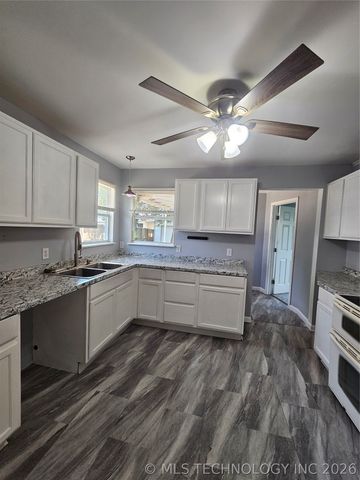 417 S 47th West Avenue, Tulsa, OK 74127