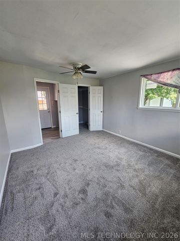 417 S 47th West Avenue, Tulsa, OK 74127