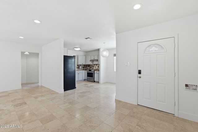 2521 N 13TH Street, Phoenix, AZ 85006