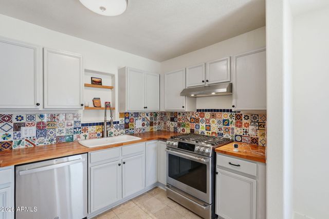 2521 N 13TH Street, Phoenix, AZ 85006