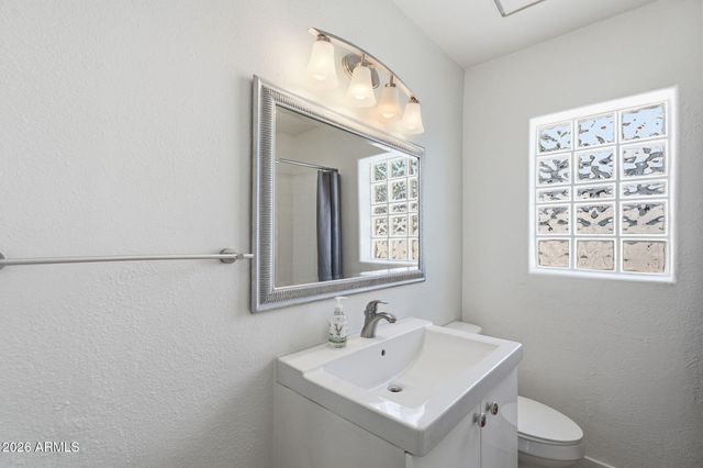 2521 N 13TH Street, Phoenix, AZ 85006