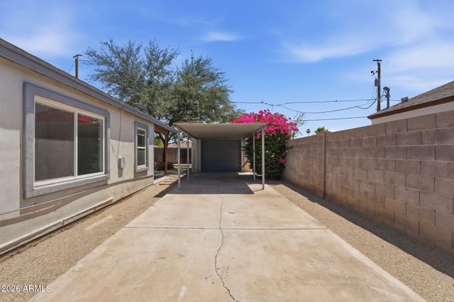 2521 N 13TH Street, Phoenix, AZ 85006