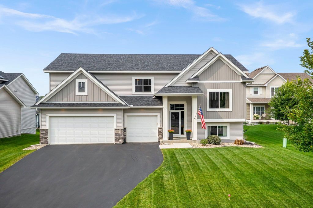 5601 Upper 179th Street W, Lakeville, MN 55044