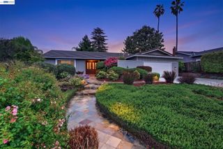 9 Del Oro Ct., San Ramon, CA 94583