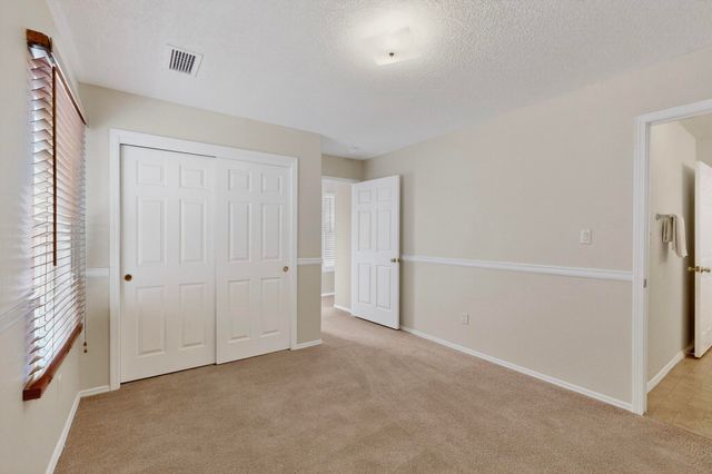 9604 Kilauea Avenue NW, Albuquerque, NM 87120