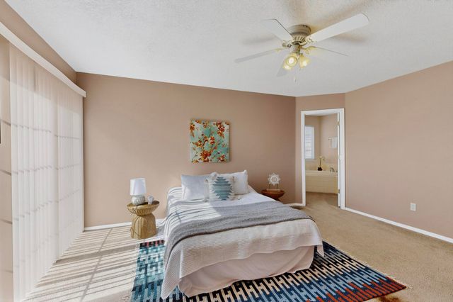 9604 Kilauea Avenue NW, Albuquerque, NM 87120