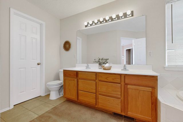 9604 Kilauea Avenue NW, Albuquerque, NM 87120