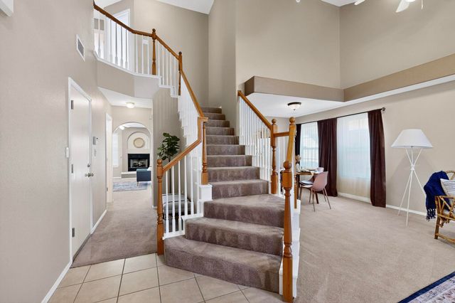 9604 Kilauea Avenue NW, Albuquerque, NM 87120