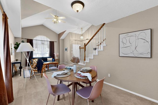 9604 Kilauea Avenue NW, Albuquerque, NM 87120