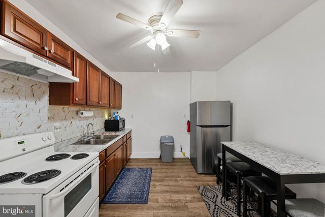 489 W HANOVER ST, Trenton, NJ 08618