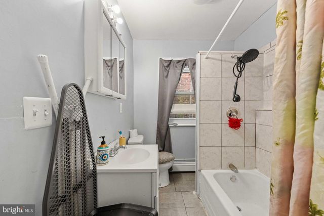 489 W HANOVER ST, Trenton, NJ 08618