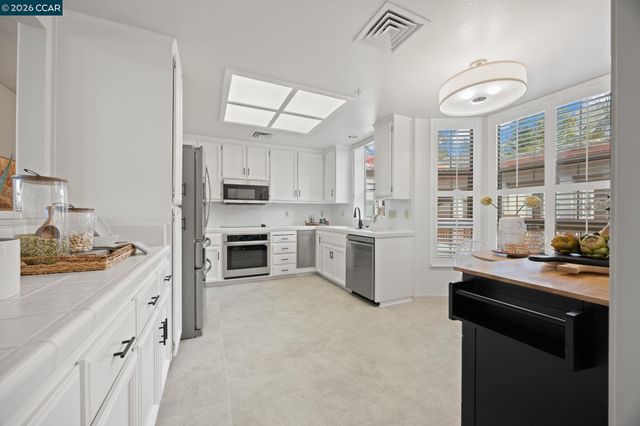 5913 Horsemans Canyon Dr 4C, Walnut Creek, CA 94595