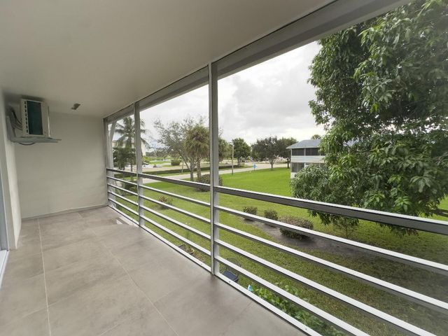 15 Bedford A 15, West Palm Beach, FL 33417
