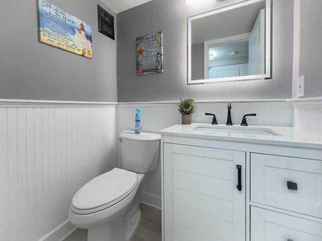 15 Bedford A 15, West Palm Beach, FL 33417