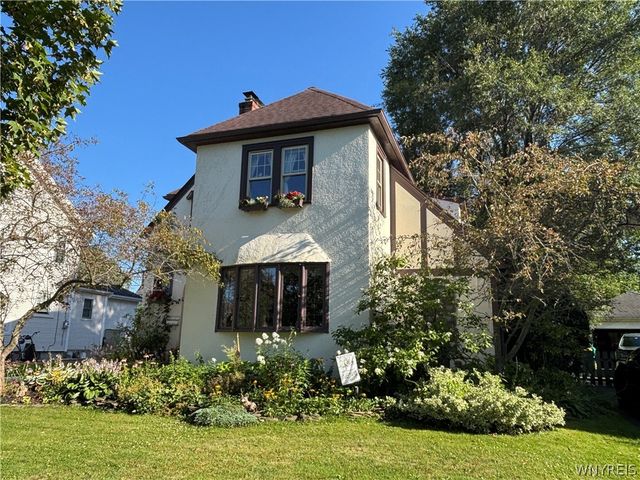 20 Grasmere Road, Lockport Town, NY 14094