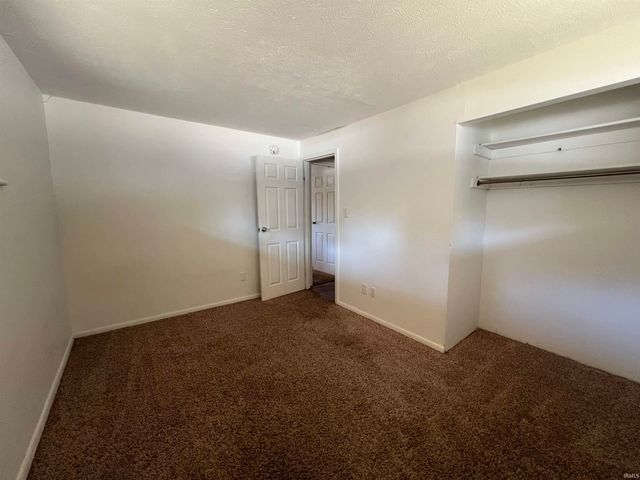 1105 Glenwood Avenue, Fort Wayne, IN 46805