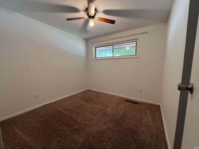 1105 Glenwood Avenue, Fort Wayne, IN 46805