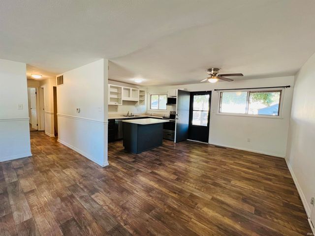 1105 Glenwood Avenue, Fort Wayne, IN 46805