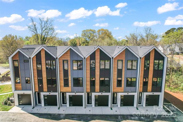 3453 Byrnes Street, Charlotte, NC 28205