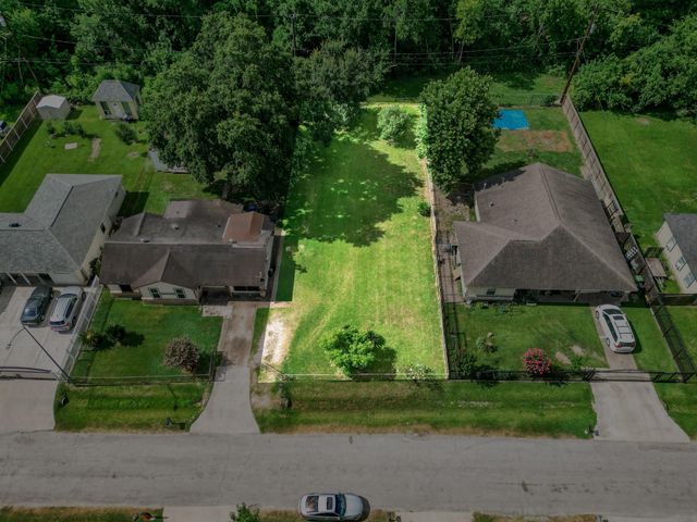 7212 Miley Street, Houston, TX 77028