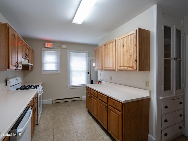 1988 15th Street, Troy, NY 12180