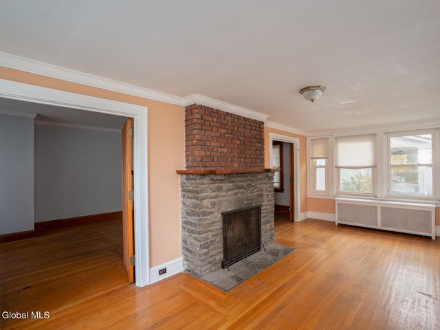 1988 15th Street, Troy, NY 12180