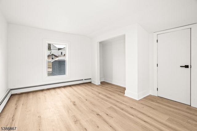 195 Chambers St, Phillipsburg Town, NJ 08865