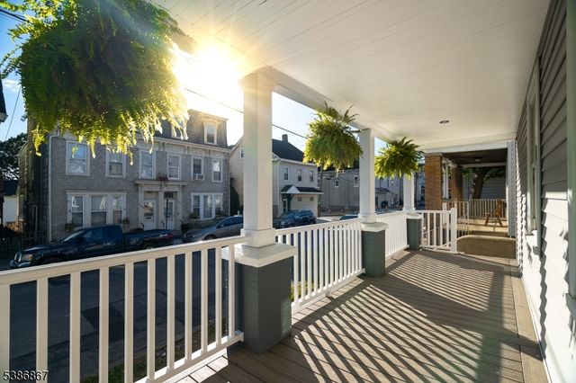 195 Chambers St, Phillipsburg Town, NJ 08865