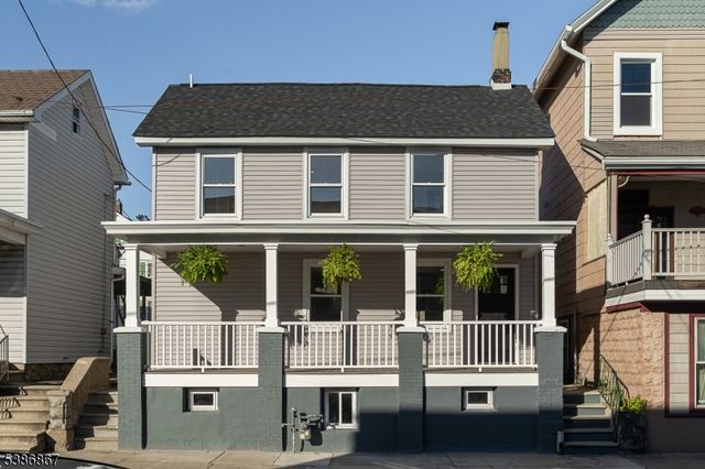 195 Chambers St, Phillipsburg Town, NJ 08865