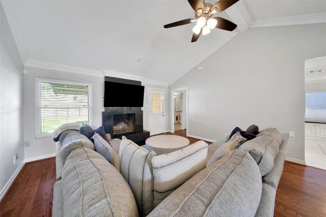 6234 Leaf Arbor Drive, Houston, TX 77092