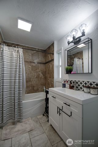 3405 Hawthorne Place SE, Tumwater, WA 98501