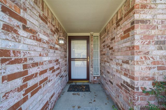 521 S Kalanchoe Avenue, Broken Arrow, OK 74012