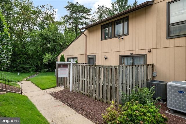 516 WEST CT, Glen Burnie, MD 21061
