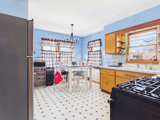 4312 Wenonah Avenue, Stickney, IL 60402